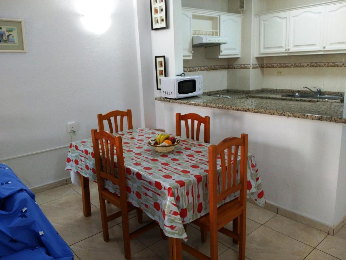 San Marino Apartment Los Cristianos  Room photo